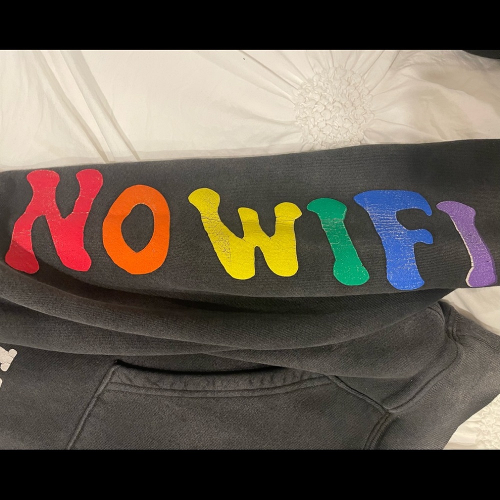 Madhappy So Sorry! No Wifi Sweatshirt - Picture 3 of 9